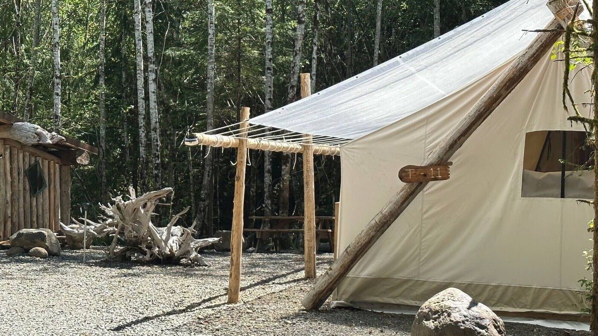 Forks RV Rental | Upgrade your camping experience!