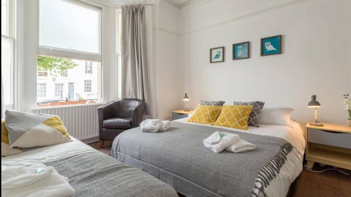 Brighton Hotel | Upper Rock G1 - double room en-suite