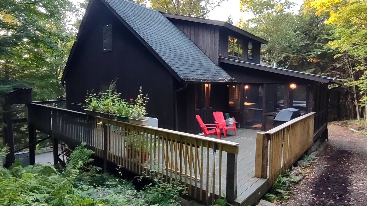 Tupper Lake House | Upper Saranac Lake. Beach/dock/boat ramp. King bed, pets, paddle, hike, Olympic