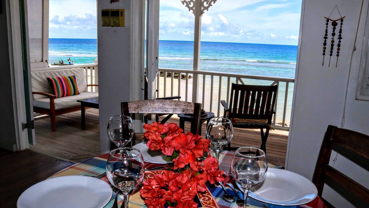 Hastings Apartment | Upper Swanage - On the Beach.