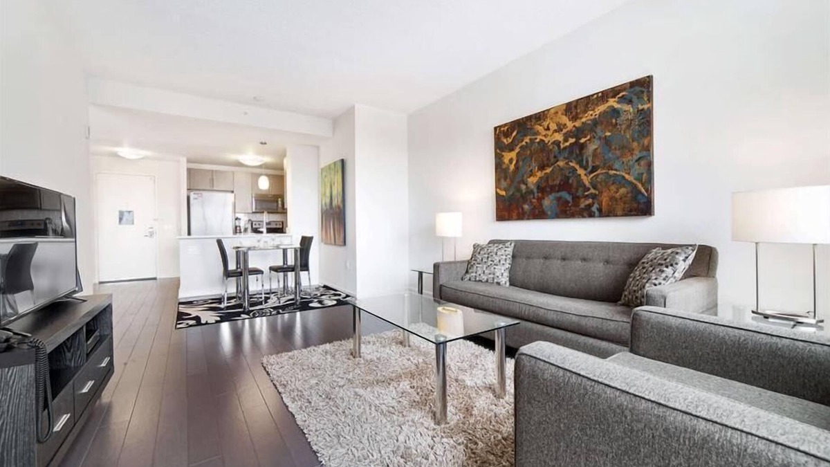 Hudson Exchange Apartment | Upscale 1BR | Perfect for Travelling Nurses | Near Hospital