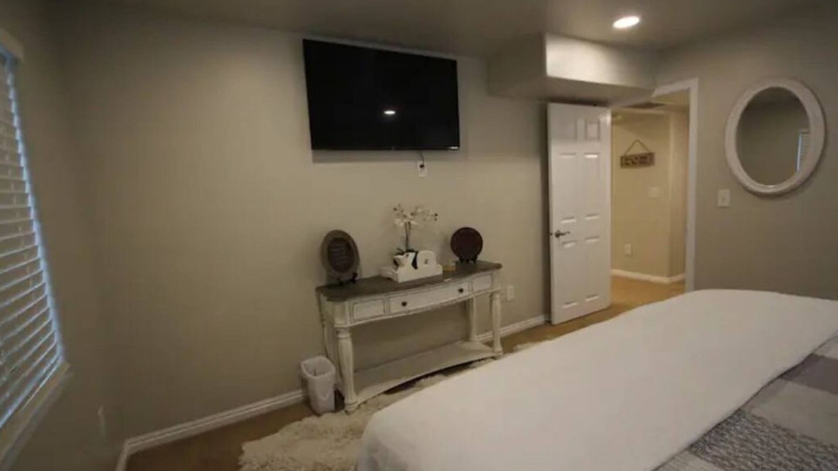 West Jordan House | Upscale 2-bedroom with onsite parking.
