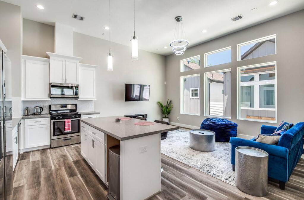 Spring Branch East House | Upscale 2 story home by the Galleria!