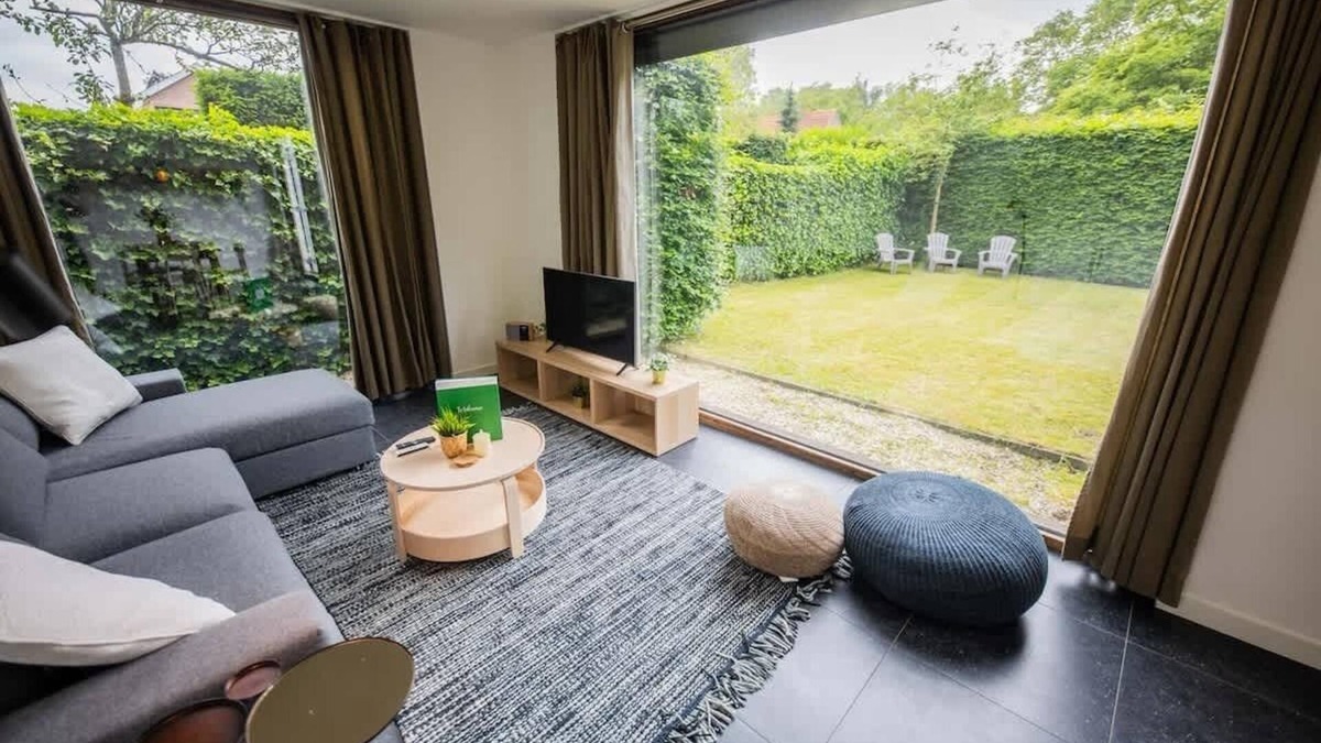 Het Hofke Apartment | Upscale 90m2 Two Bedroom Apartment (KS-8-B)