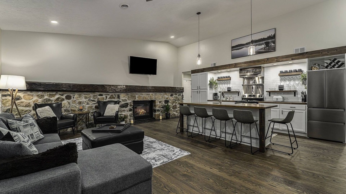Interlochen Cabin | Upscale boutique lodge suite in the of heart of beautiful Grand Traverse County!
