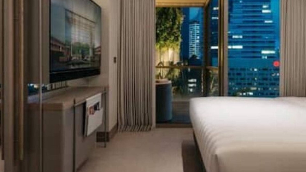 Orchard Hotel | Upscale Clean Tech Hotel Next to Famous Orchard Rd Cloud Level Sg
