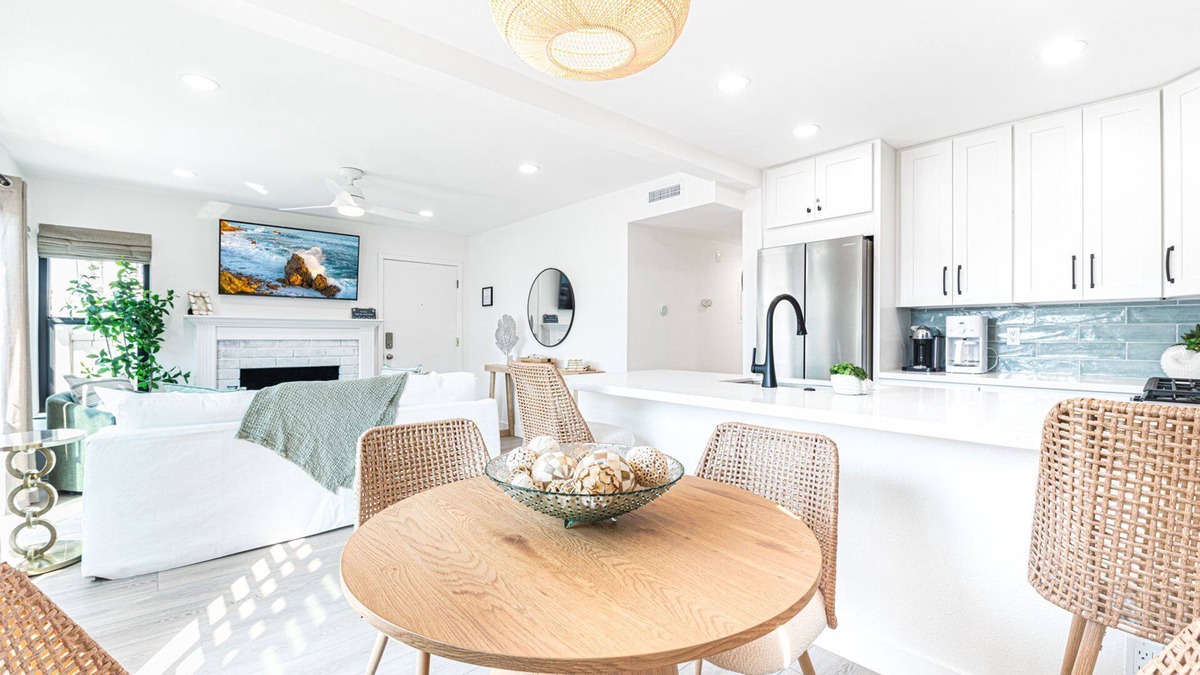 West Newport Condo | Upscale Coastal Home w/Central AC | Just 1/2 Block to Beach | Walk to Everything!