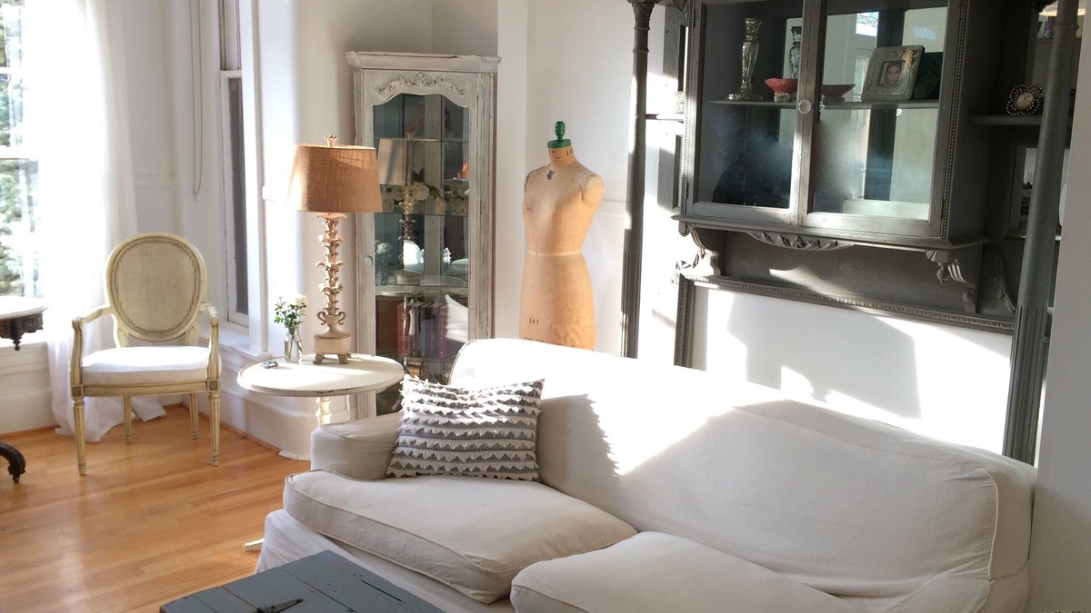 Reed-Cooke Apartment | Upscale DuPont/Kalorama Area+1.5 Baths+Balcony+Driveway Parking Option!