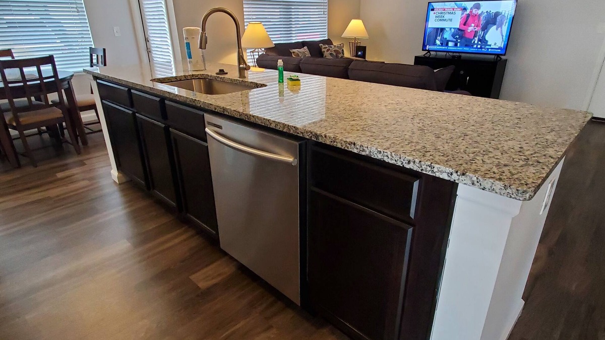 Columbus Apartment | Upscale & Fully Furnished