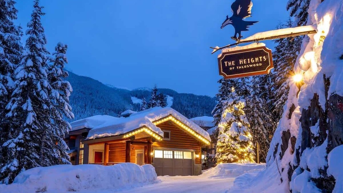 Nordic Estates House | Upscale Mountainside Chalet, Ski Access, Hot Tub