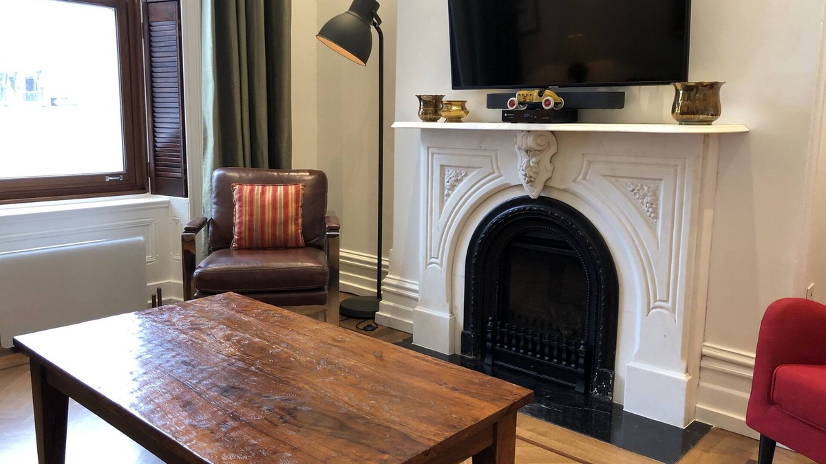 Downtown Montreal House | Upscale Victorian House in downtown Montreal