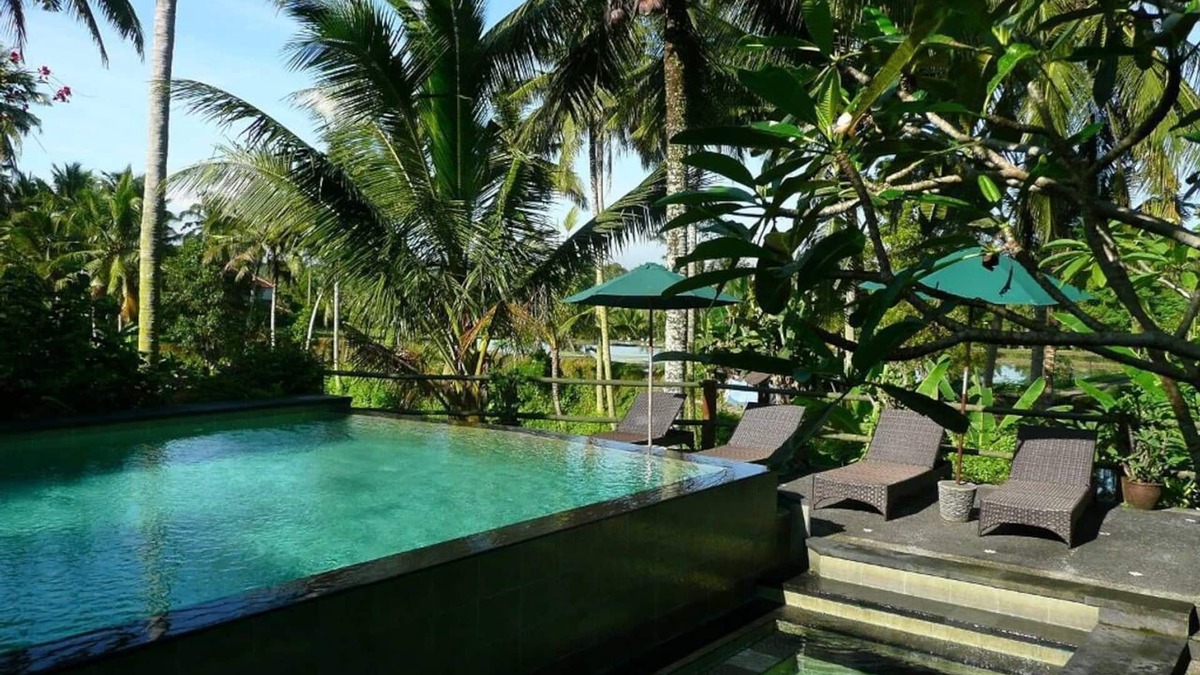 Ubud Apartment | Upstairs 1BR Apartment with Shared Pool