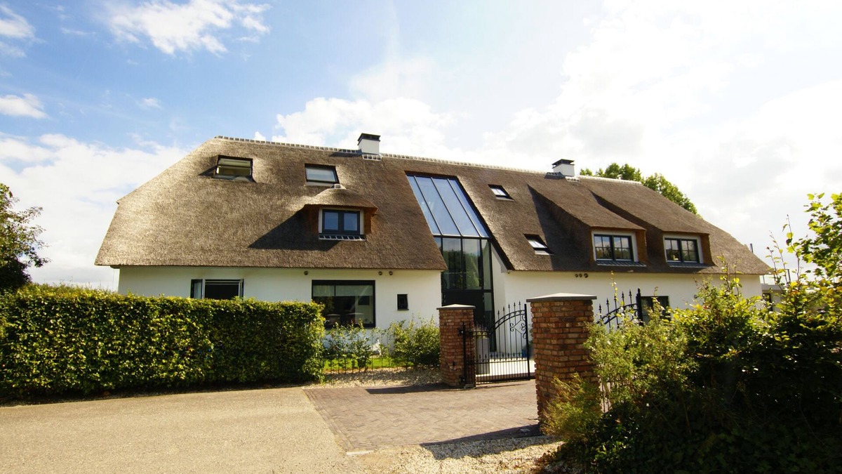 Erlecom Apartment | Upstairs apartment in a beautiful farmhouse