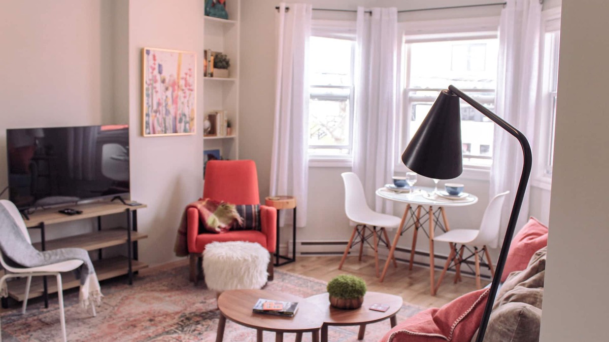 Downtown St. John's Apartment | Upstairs Charming Retreat