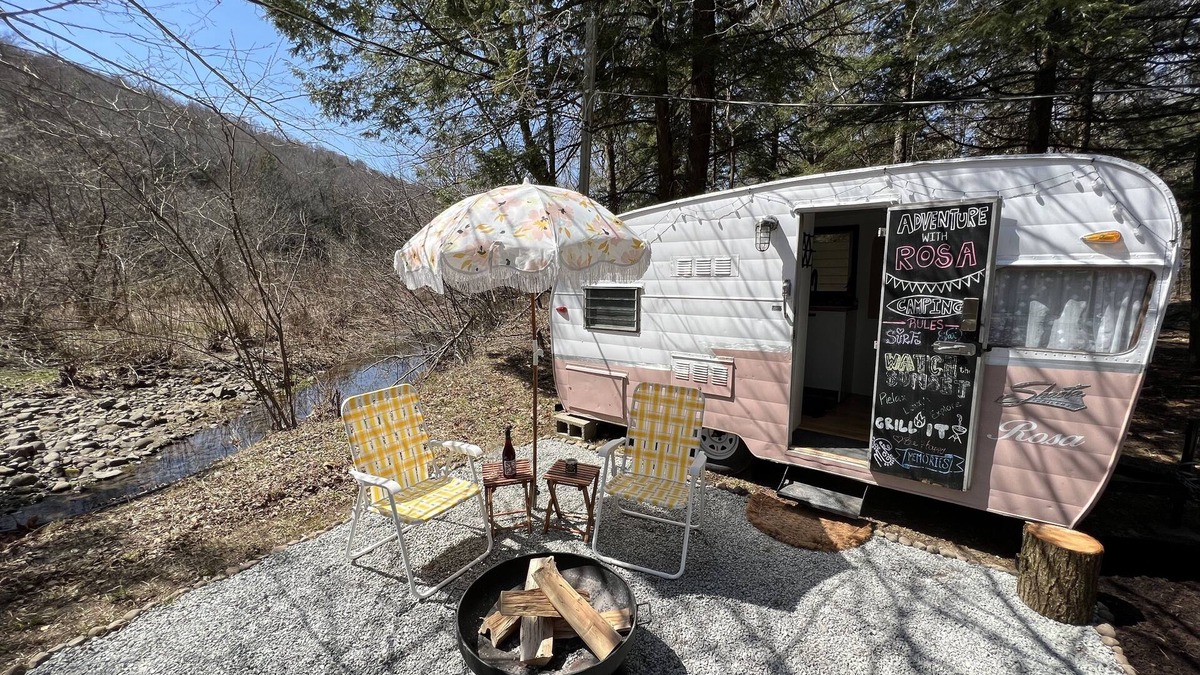 Parksville House | Upstate Catskills Beautiful 1963 Vintage Camper "Rosa"