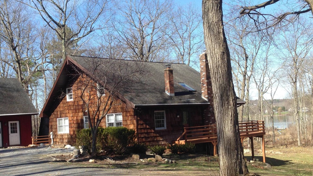 Rotterdam Junction House | Upstate New York Lake House