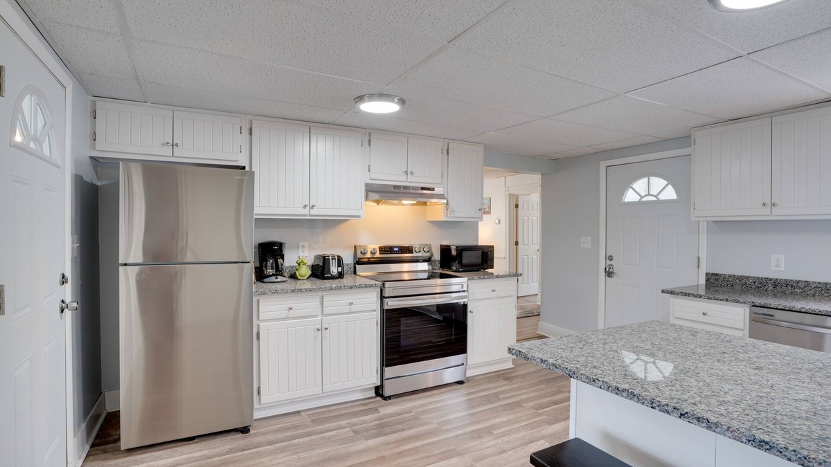 East Syracuse Apartment | Upstate New York Vacation Rental w/Hot Tub!