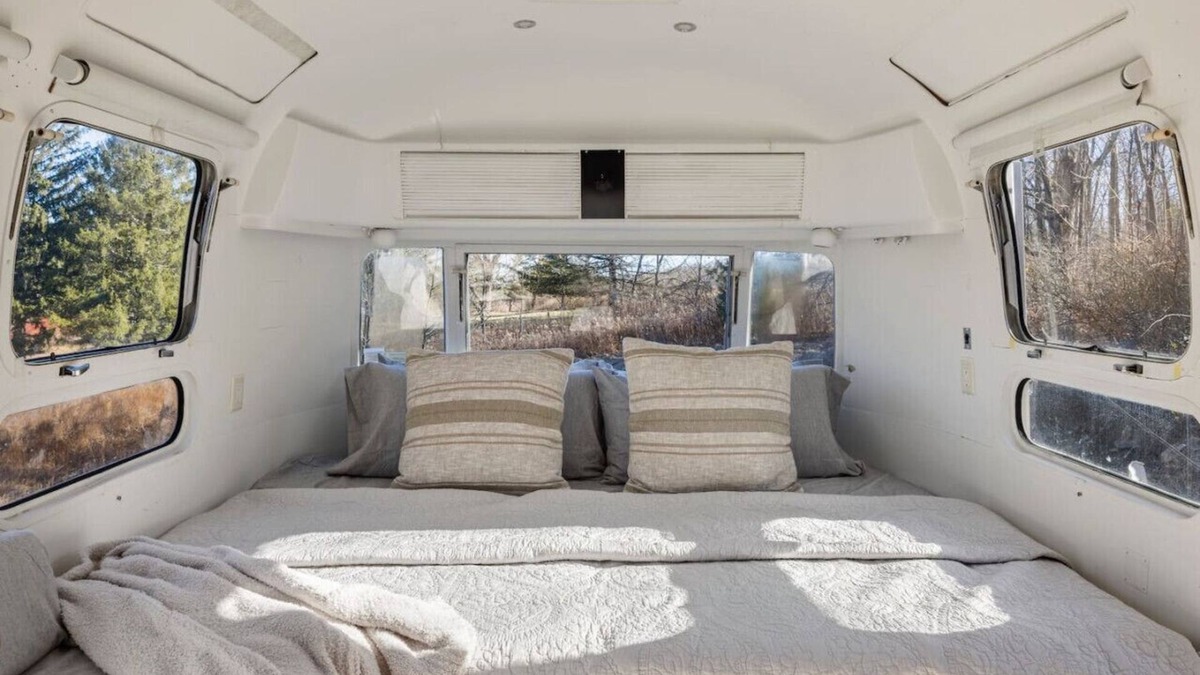 Oak Hill House | Upstate NY Airstream Retreat