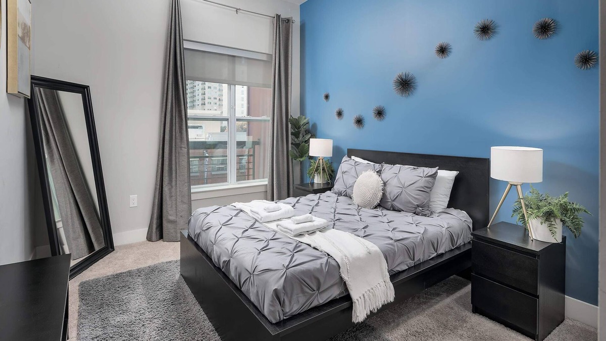 Third Ward Apartment | Uptown 3rd Ward | Luxury Apt | City Skyline View