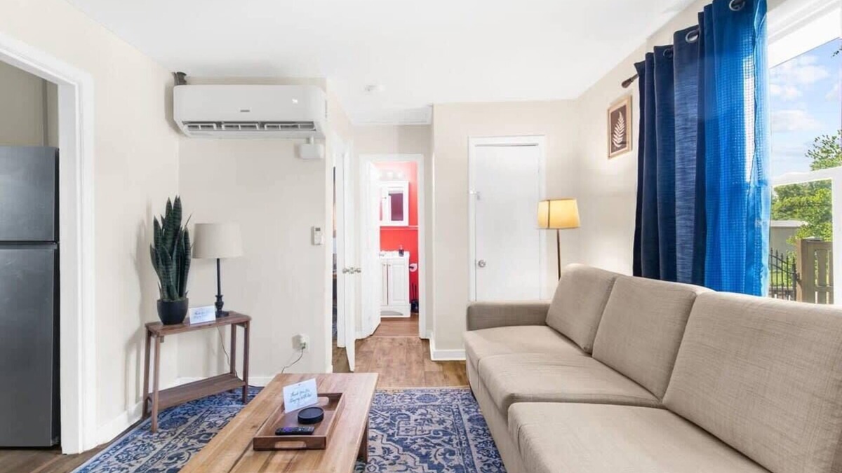 Norwood House | Uptown Apartment, Near Parks! The Bricks Unit 1