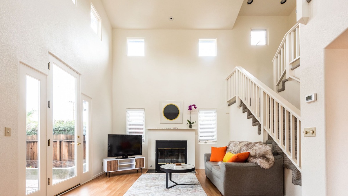 Oak Park House | Uptown cape code home