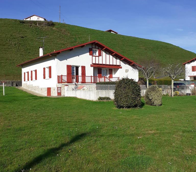 Saint-Pee-sur-Nivelle Apartment | UR ONDOAN - Appartement Saint Pée sur Nivelle