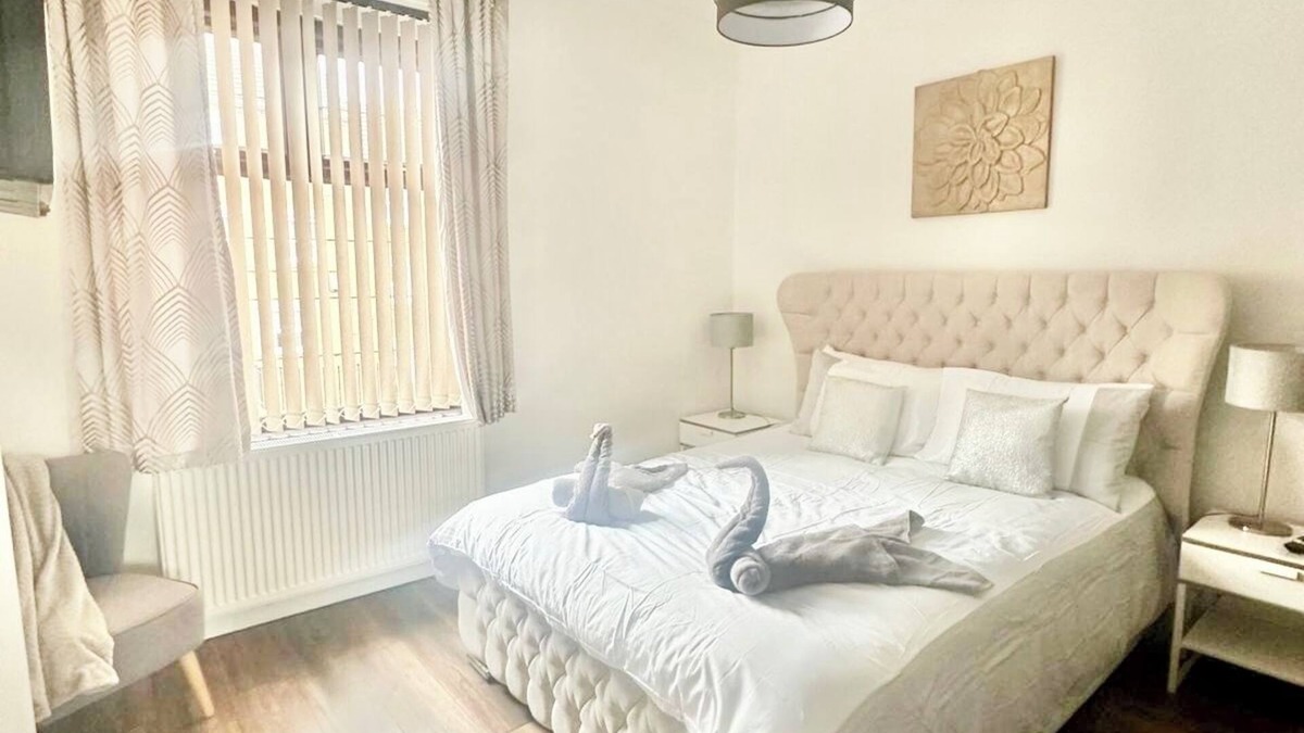 Sheffield House | Urba Luxury 4 Bed home Sheffield University