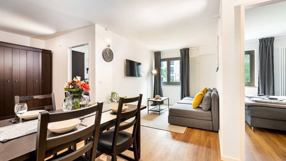 Obere Au Apartment | Urban Apartment with 2 Bedrooms