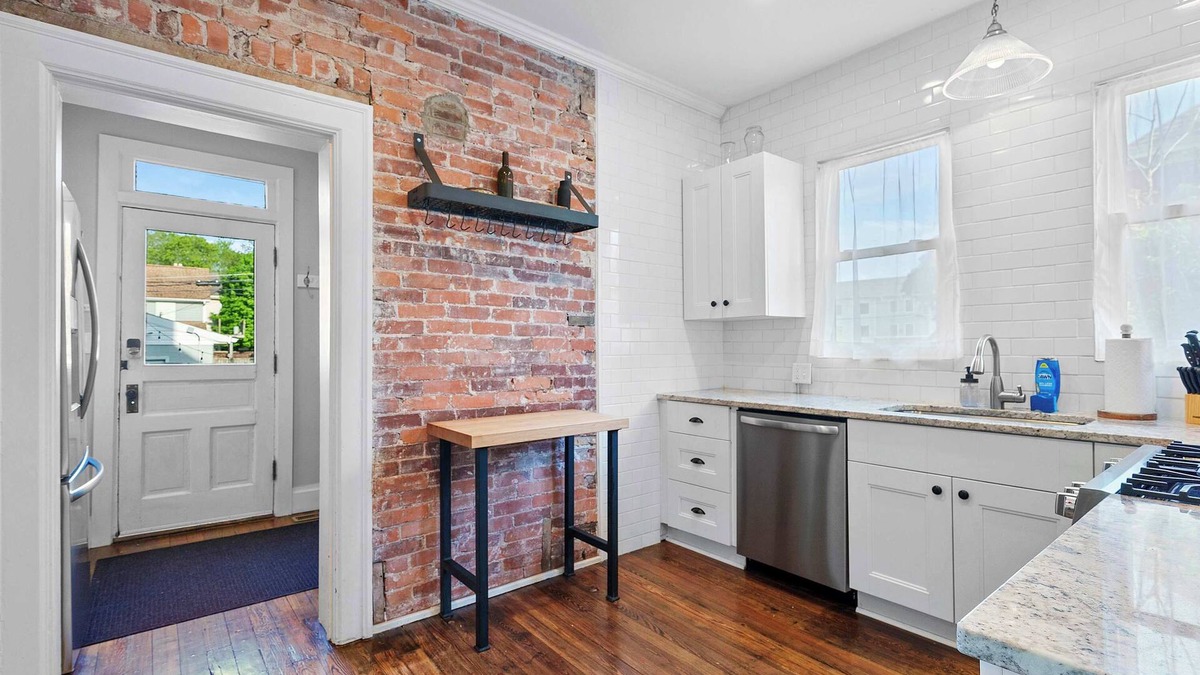 Franklin Park House | Urban Elegance Getaway