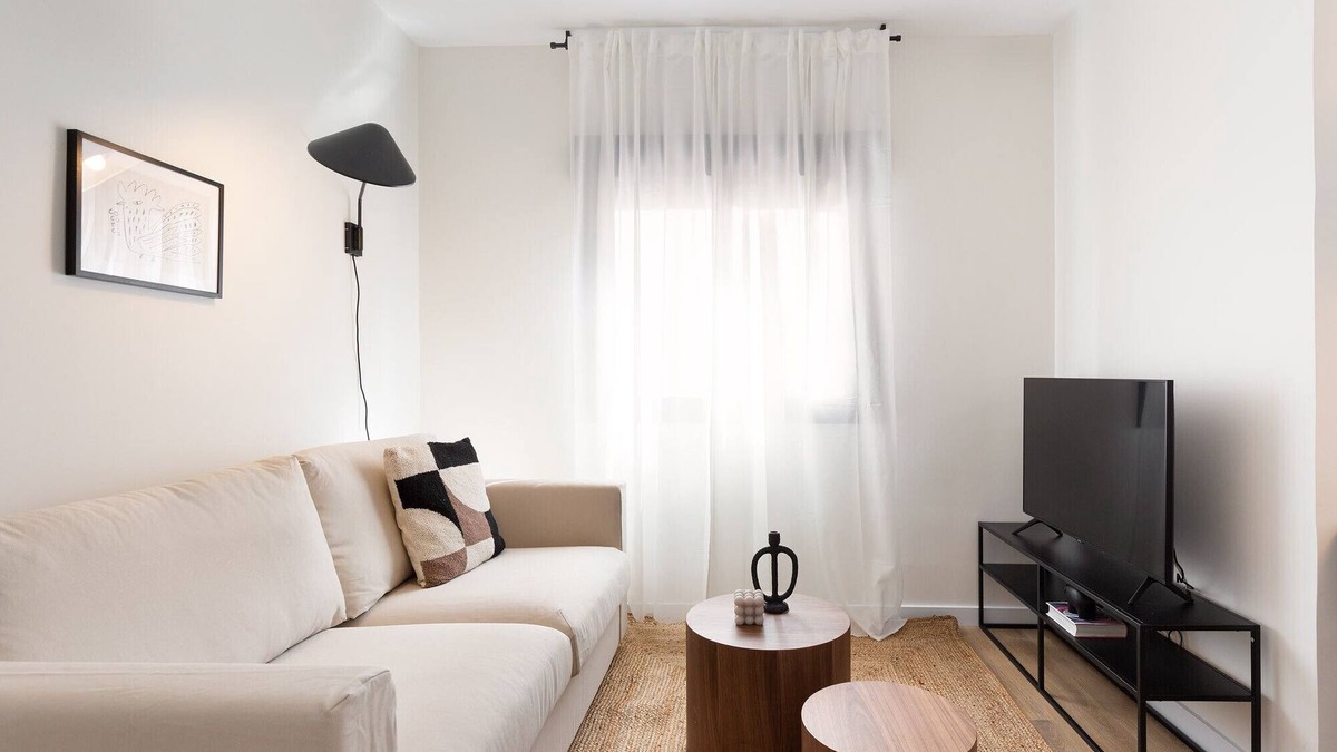 El Putget i Farro Apartment | Urban Chill Apartments By Olala Homes