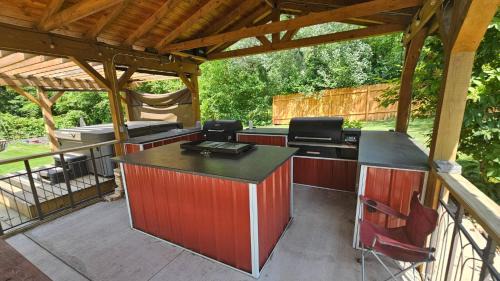 Greater South Side House | Urban Farmer House