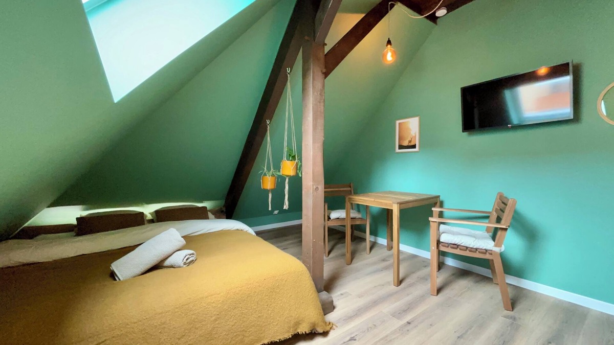 Sarreguemines Apartment | Urban hut