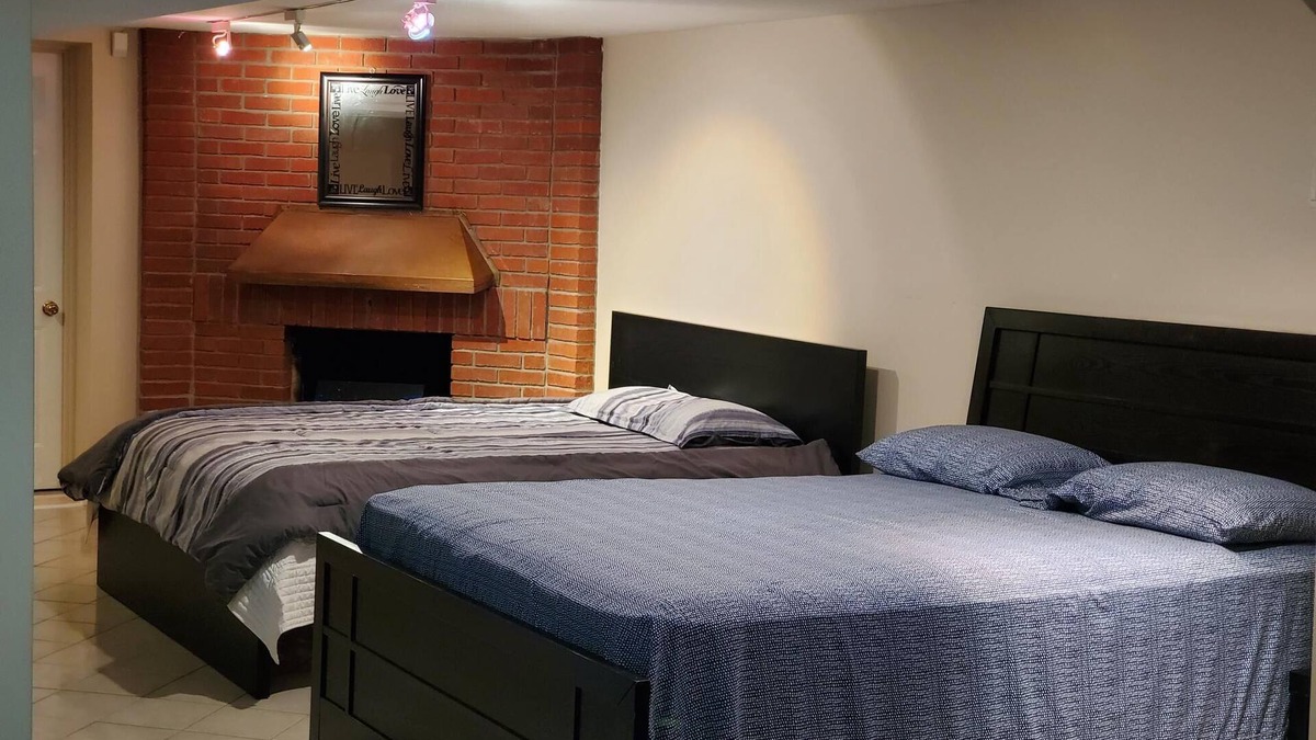 Toronto House | Urban Love Nest