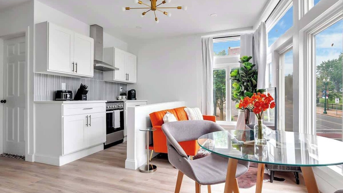 Seward Place Apartment | Urban Nest #3 | City Loft Walkable to Downtown