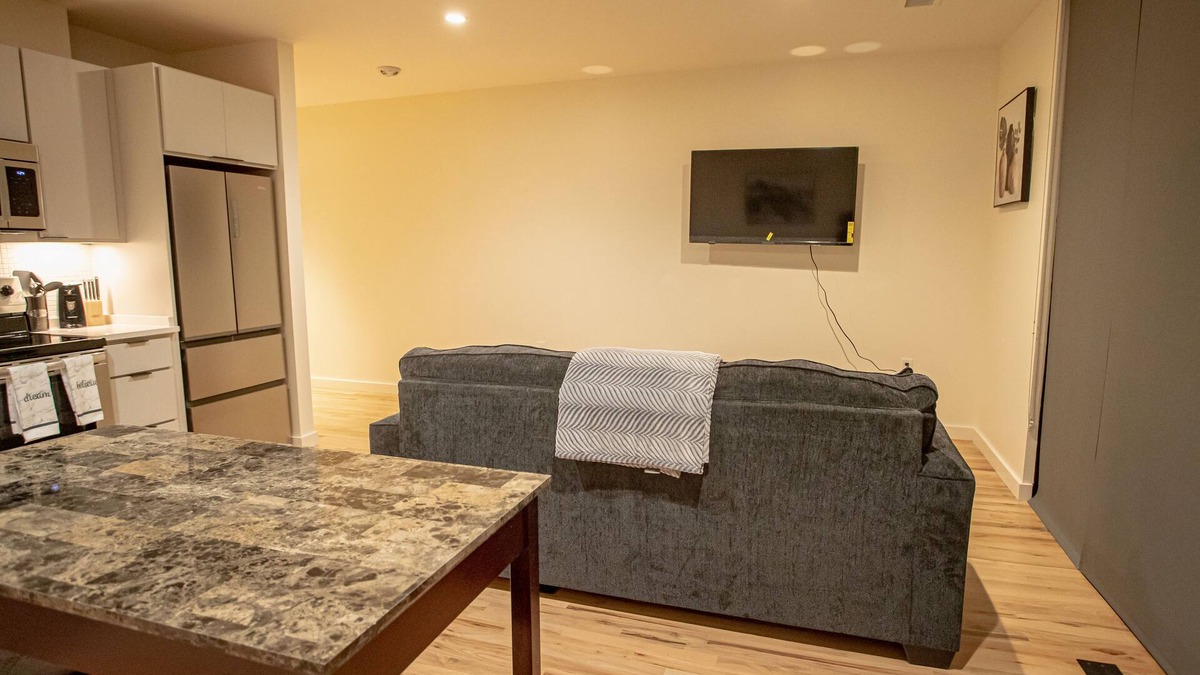 Midtown Apartment | Urban Oasis in Overton Square