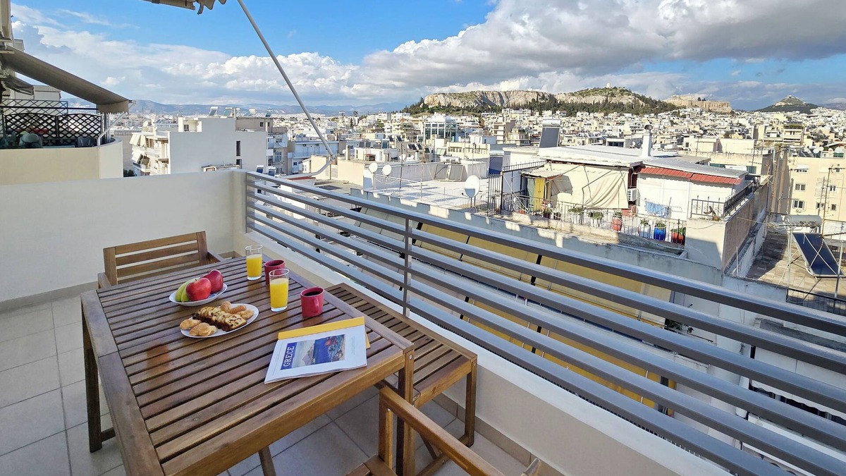Kallithea Apartment | Urban Oasis with Acropolis Views by GHH