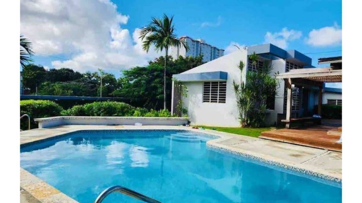 Sabana Llana Sur House | Urban Paradise