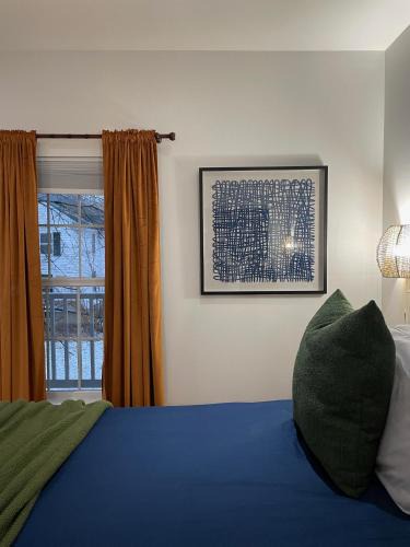 Lenox Apartment | Urban Peak Escape