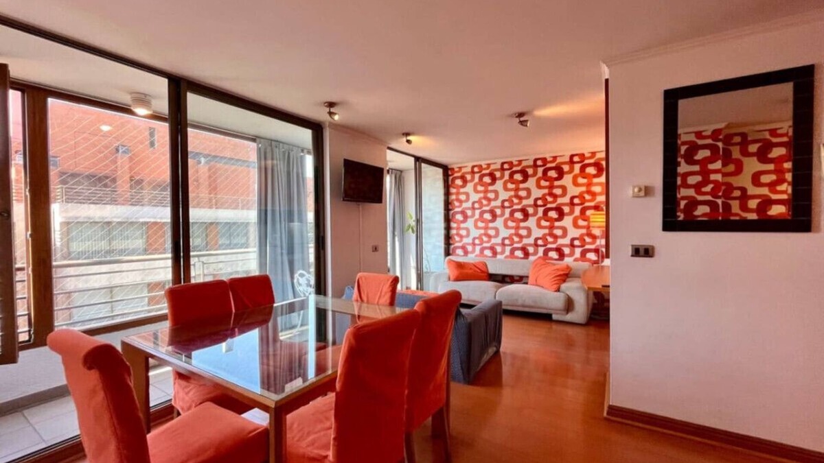 Providencia Apartment | Urban Retro Providencia - Gym Laundry Parking Wifi