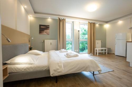 Brigittenau Apartment | Urban Studio with Queen-Size Bed, Self Check-in