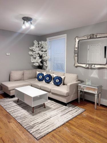 Montclair Apartment | Urban Zen