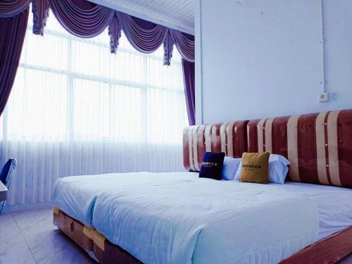 Bengkulu Hotel | Urbanview Hotel at Guest House Bukit Sion Bengkulu