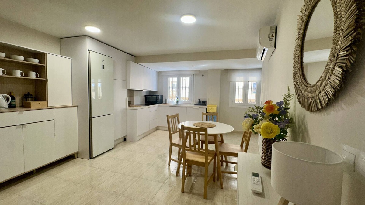 La Caleta Apartment | Urbe10 Pries Suites 1 Bedroom Apartment