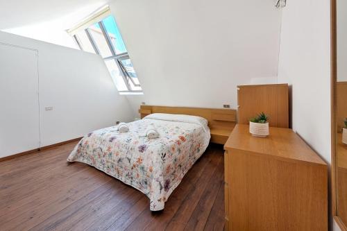 Crema Apartment | Urbino Loft - City Center on foot