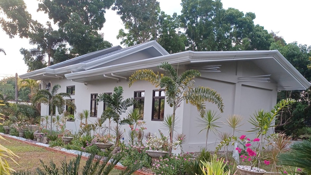 Urdaneta City Apartment | Urdaneta 2 -Unit Rental -Near Downtown, Private