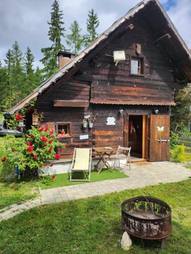 Diex Apartment | Urige Waldbienenhütte
