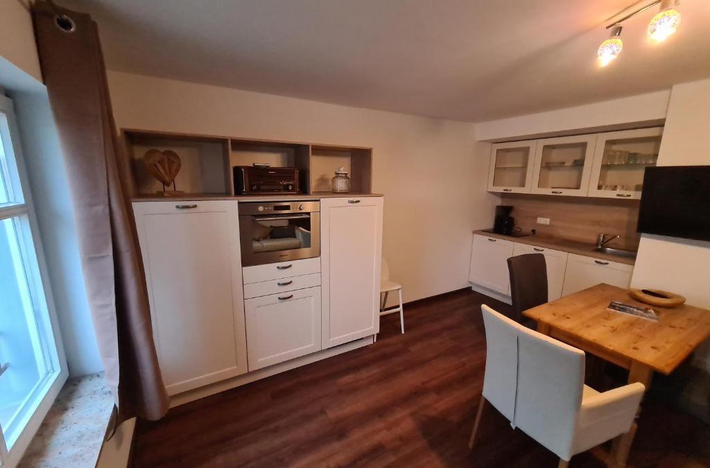 Niederdorla Apartment | Urlaub am Mittelpunkt. Neue Ferienwohung im alten Mehlager