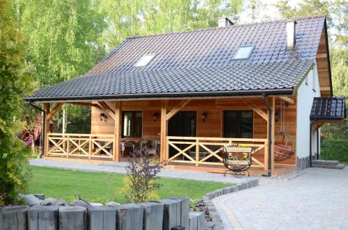 Bronisławow House | Uroczysko Lubiaszów