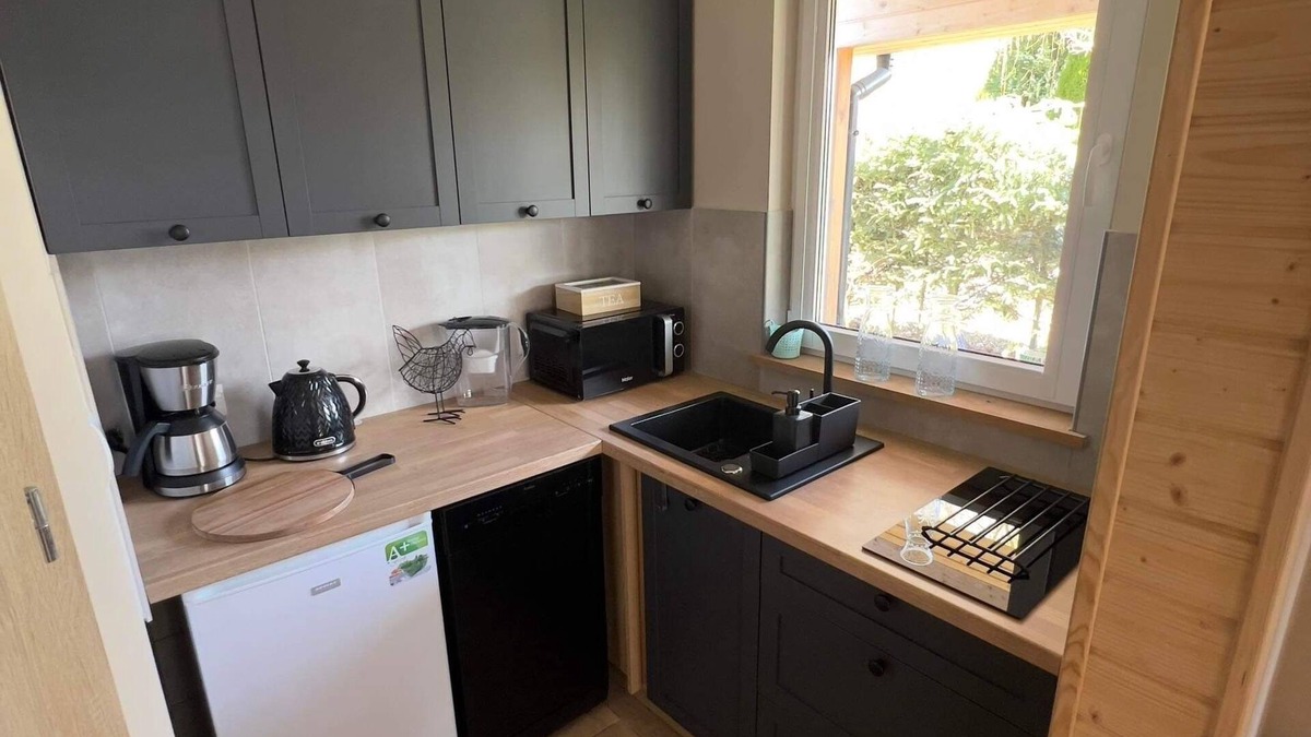 Pustkowo Ski Chalet | Urokliwy Domek Wakacyjny nad Morzem, Otoczony Lasem Sosnowym