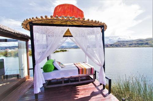 Puno Cabin | Uros Samaraña Uta Lodge